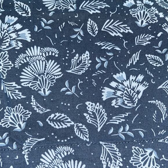 Woman’s Jach’s Girlfriend Blue Floral Print  Shorts X-Large - Picture 3 of 10